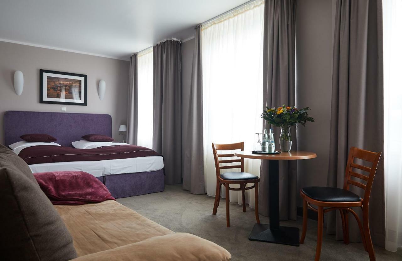 Hotel Hafentor ฮัมบูร์ก ภายนอก รูปภาพ